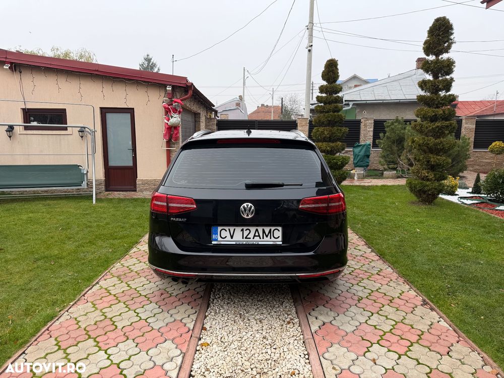 Volkswagen Passat Variant 2.0 TDI SCR DSG Highline - 5