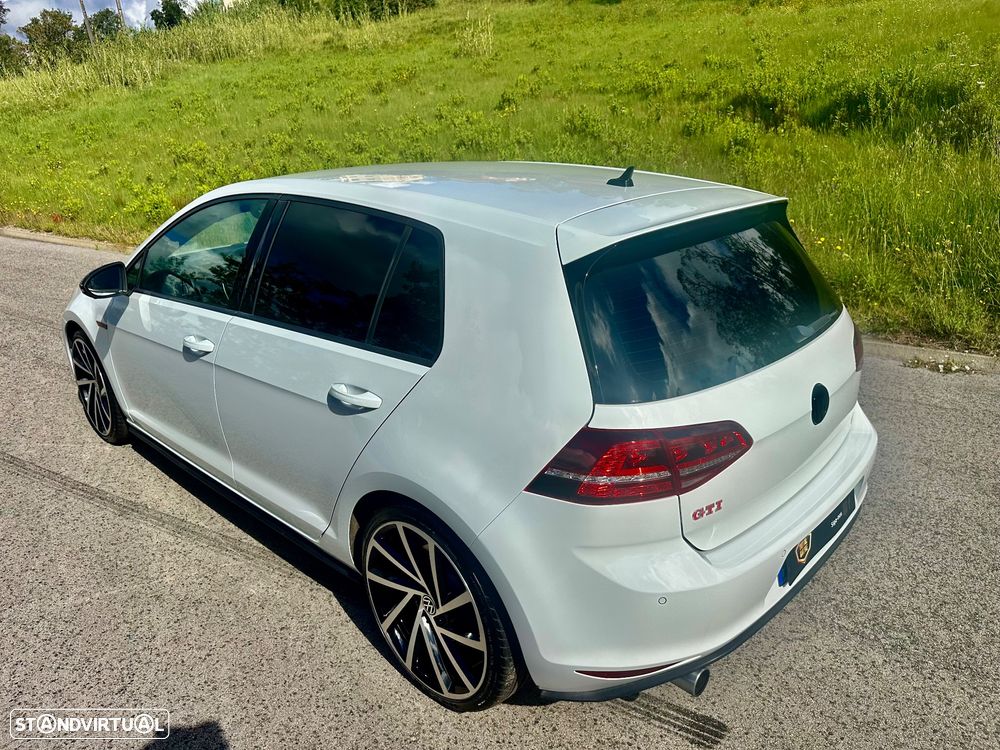 VW Golf 2.0 TSi GTi DSG Performance - 3