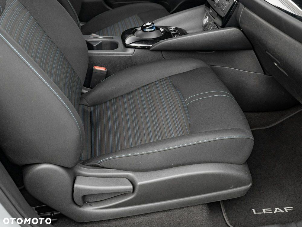 Nissan Leaf 40kWh N-Connecta - 34