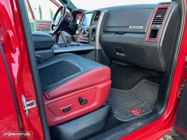 Dodge RAM - 38