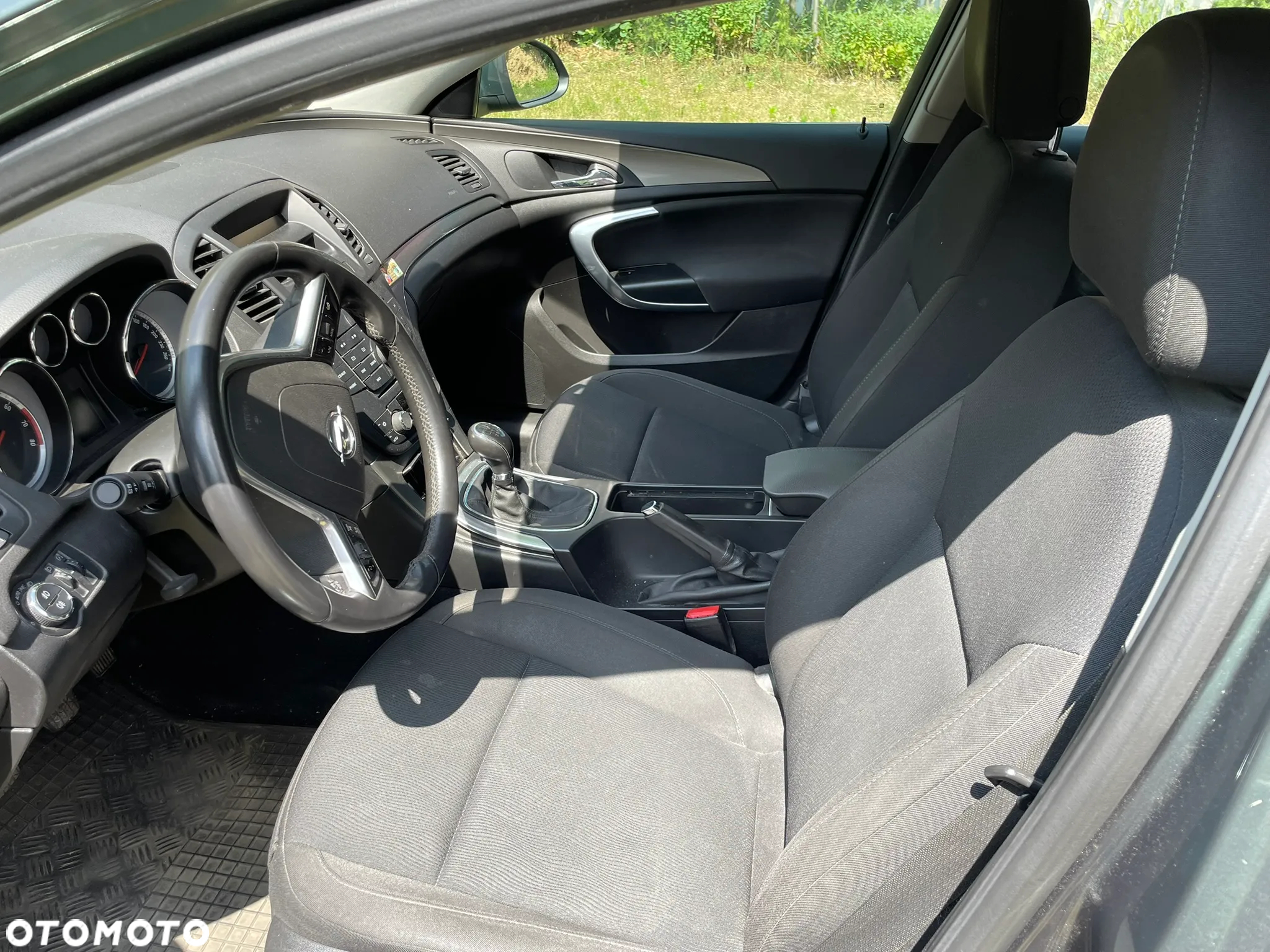 Opel Insignia 1.8 - 6