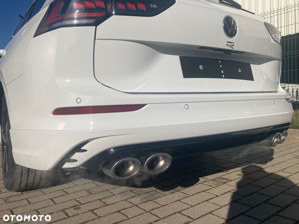 Volkswagen Golf - 9