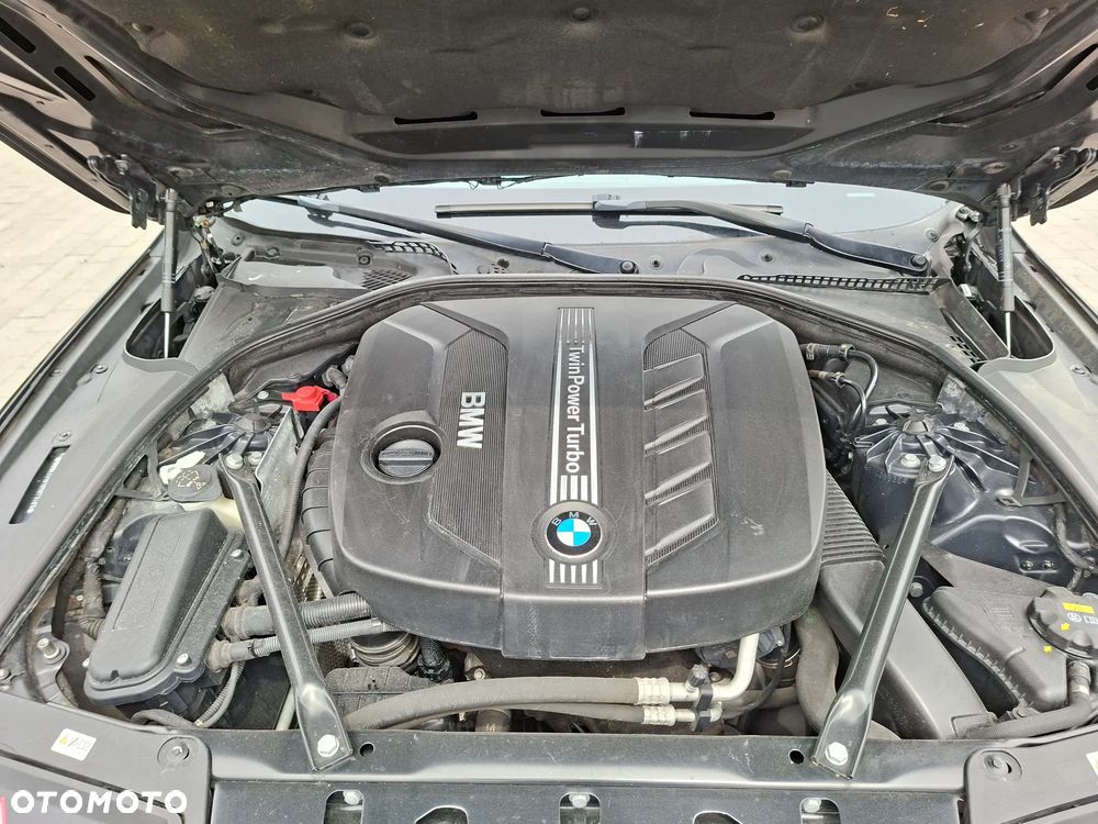 BMW Seria 5 520d Luxury Line - 17