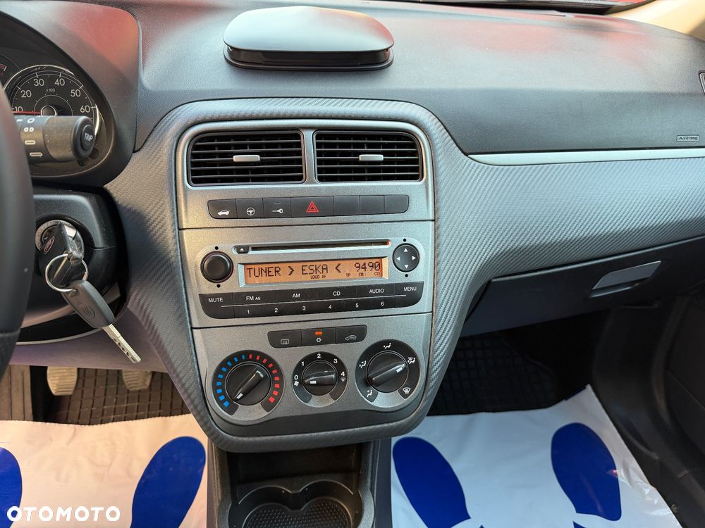 Fiat Grande Punto 1.4 8V - 37