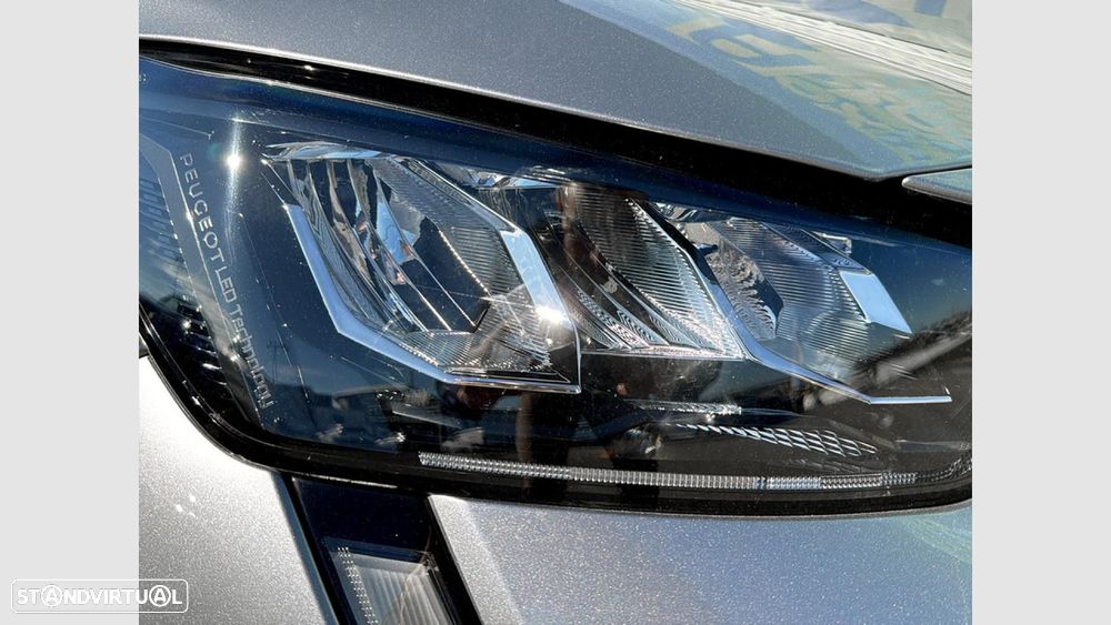 Peugeot e-208 50 kWh Active Pack - 8