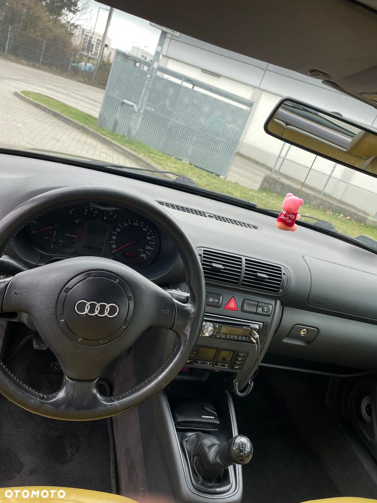 Audi A3 3-drzwiowe 1.6 Ambiente - 9