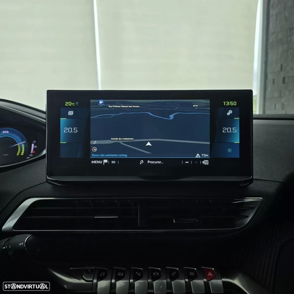 Peugeot 3008 1.6 Hybrid Allure Pack e-EAT8 - 30