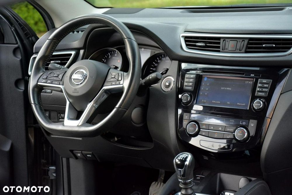Nissan Qashqai 1.6 DIG-T 360 - 21