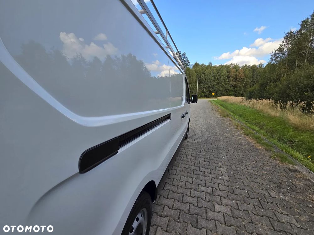 Opel Vivaro - 9