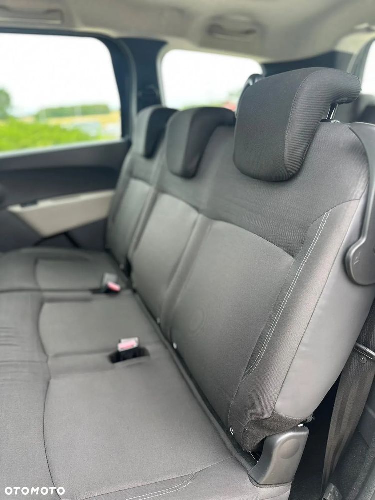 Dacia Lodgy 1.5 dCi Prestige - 27