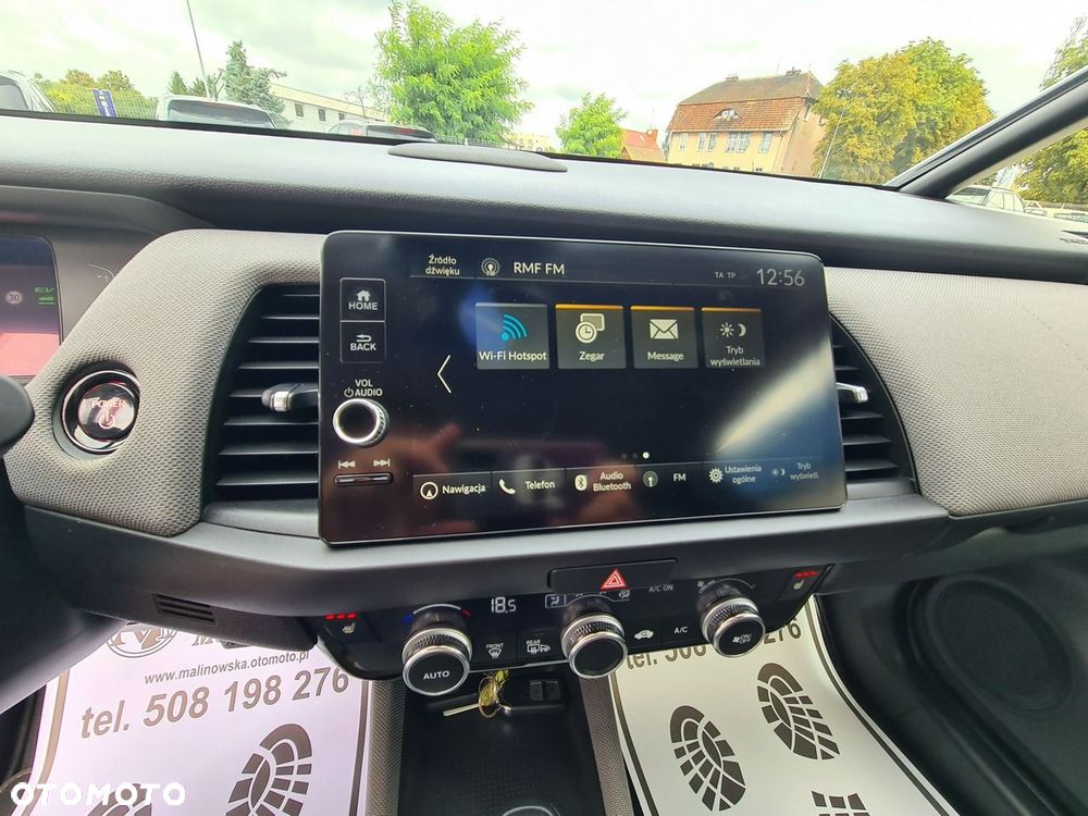 Honda Jazz 1.5 i-MMD Executive Crosstar - 24