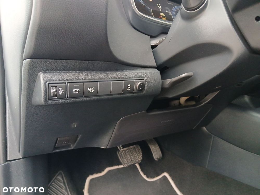 Toyota Corolla 1.8 Hybrid Comfort - 23