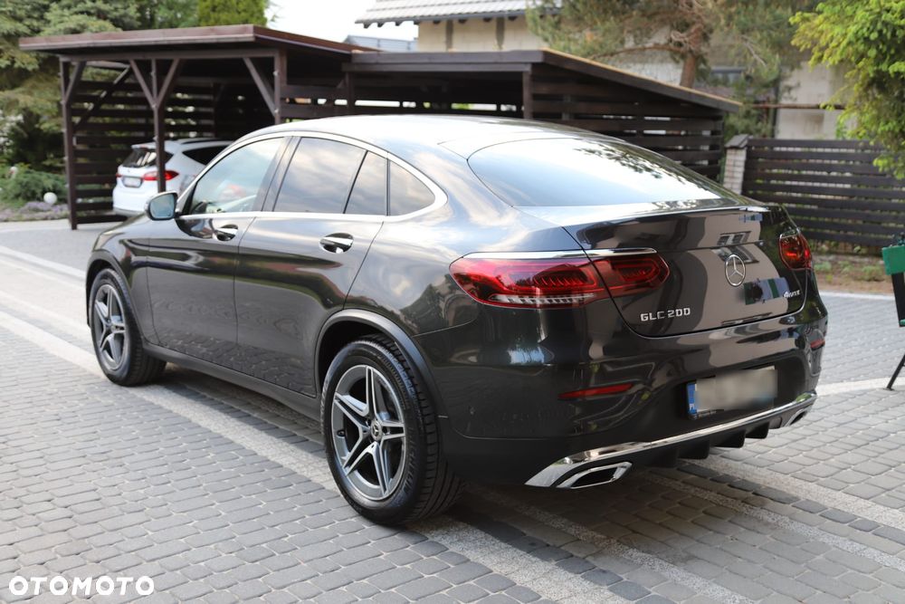 Mercedes-Benz GLC 200 4Matic 9G-TRONIC AMG Line Plus - 4