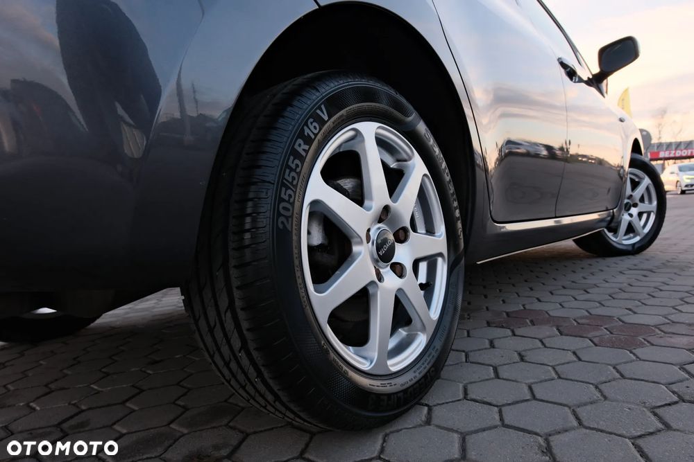 Toyota Auris 1.6 VVT-i Sol - 15