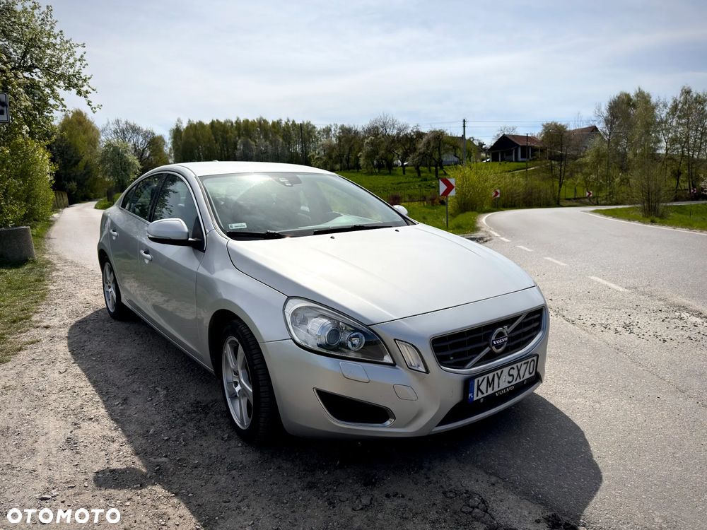 Volvo S60 D5 Momentum - 1