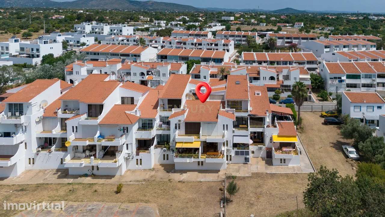 Apartamento T1 com Estacionamento e Arrecadação ( Aldeia de Marim )  c - Grande imagem: 2/27