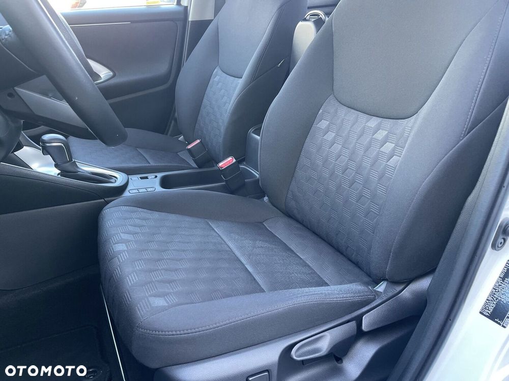 Toyota Yaris - 12