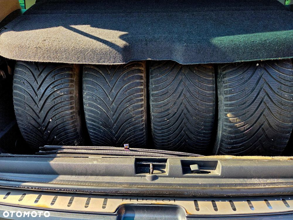 Peugeot 3008 1.6 HDi Premium - 22