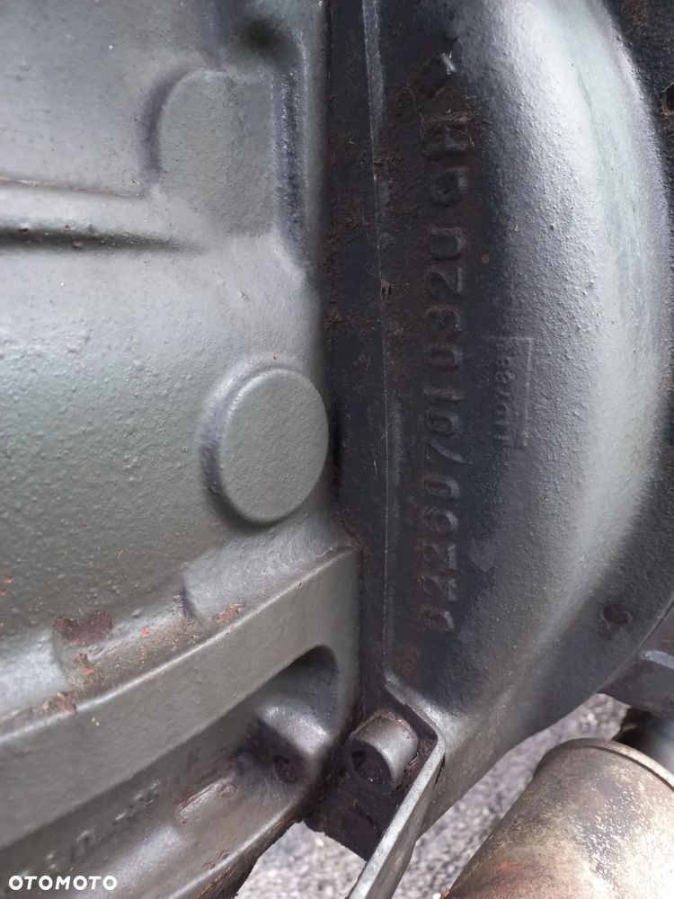 Części RENAULT 85 14,7514,65-14,LS,61-12,68 12, kabina,most,silnik,rewers,skrzynia biegów,7700609932,D226-4,622607010320,7700609315,609462,7700609484,przystawka napędu,układ planetarny,półoś,zwrotnica,atak,felga,wom. - 9