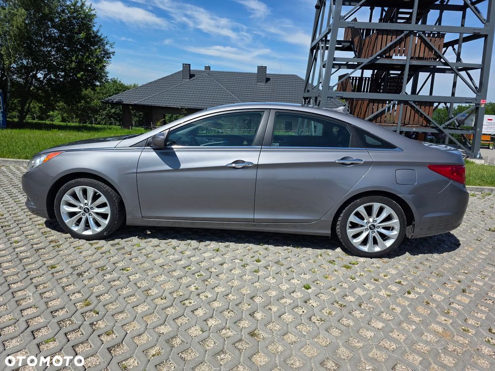 Hyundai Sonata - 14