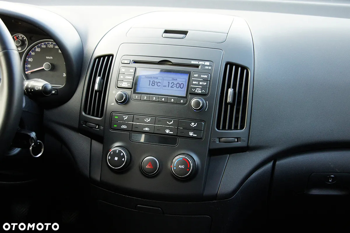 Hyundai i30 1.6 CRDi Premium - 12
