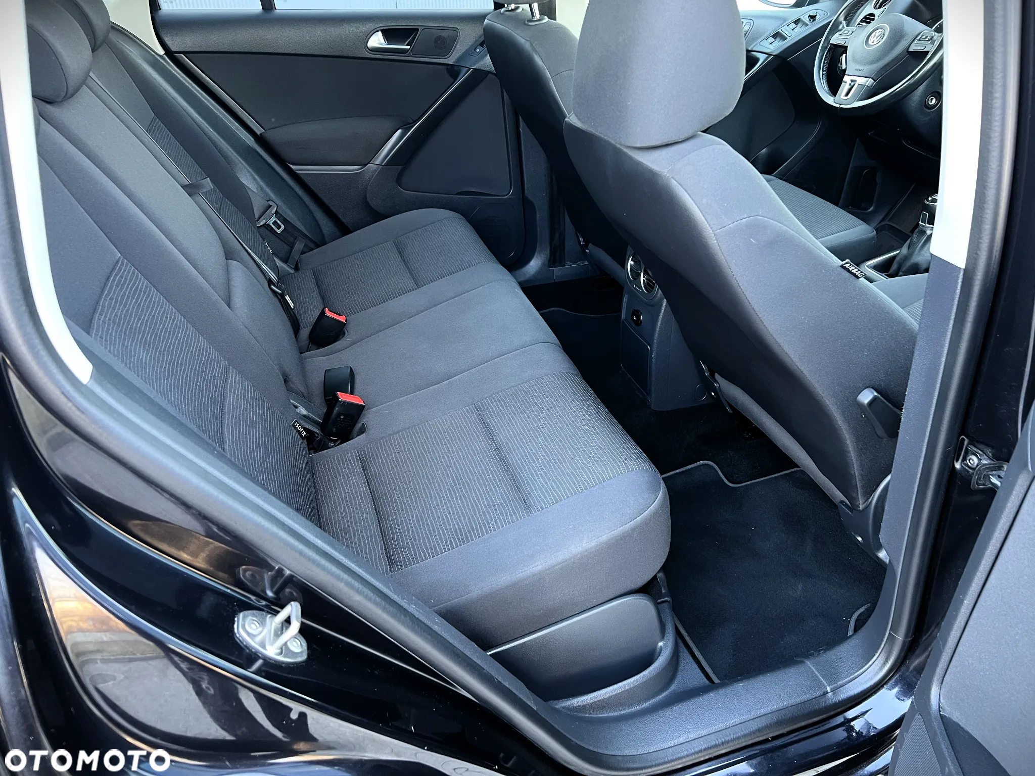 Volkswagen Tiguan - 14