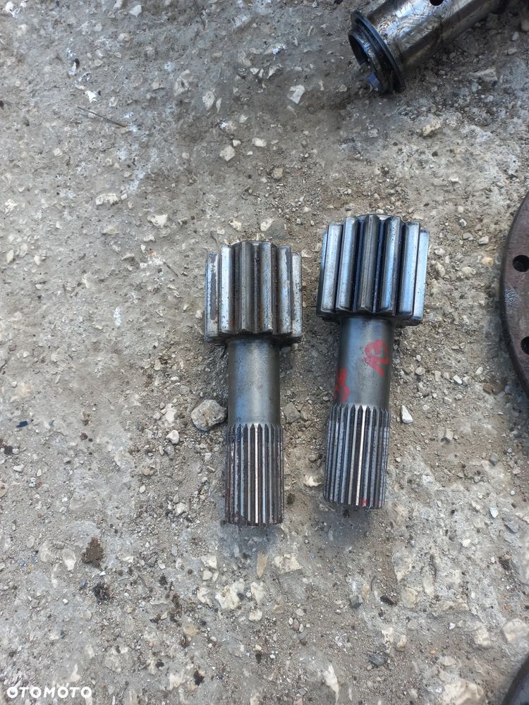 Most DANA AG 155 AGCO 3764955M91,półoś ,kosz satelit,układ planetarny,atak,koło talerzowe,obudowa,satelita,koło koronowe.massey ferguson 8210,8220,8230,8240,8250,8260,8270,8280,8290,3429954R1,ZĘBNIK - 4