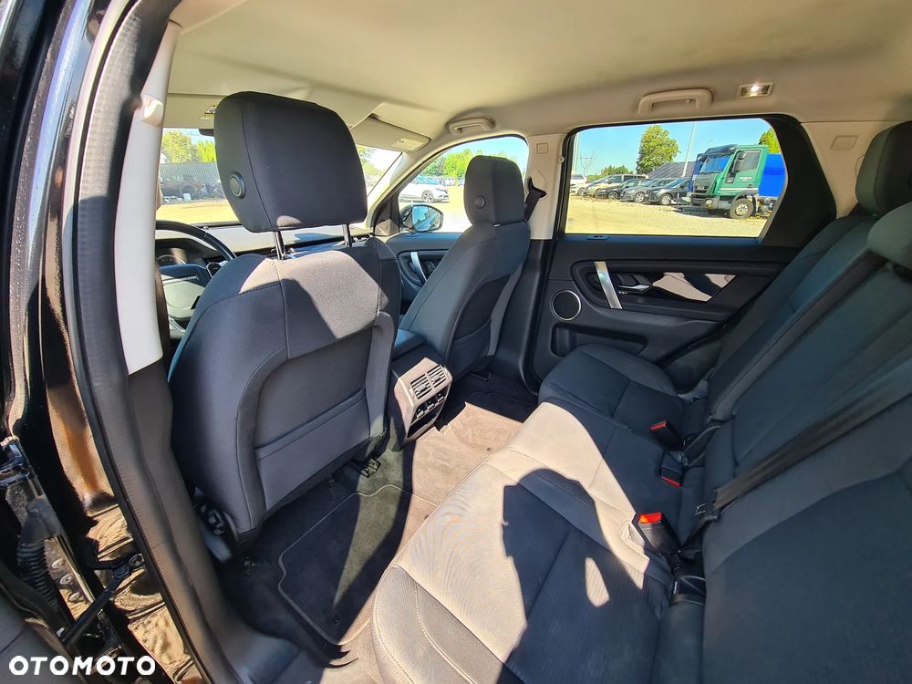 Land Rover Discovery Sport 2.0 Si4 Pure - 32