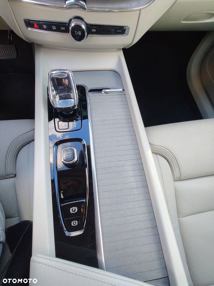 Volvo XC 60 - 29