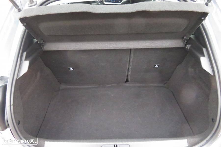 Peugeot 208 1.2 PureTech Active - 22