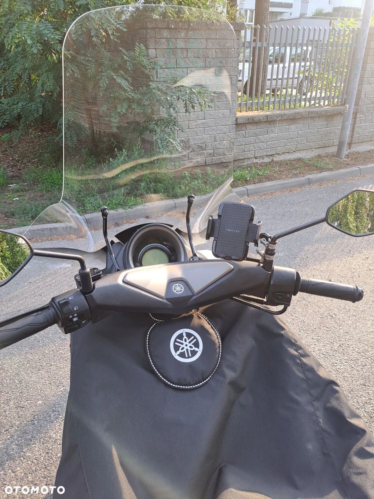 Yamaha NMAX - 25