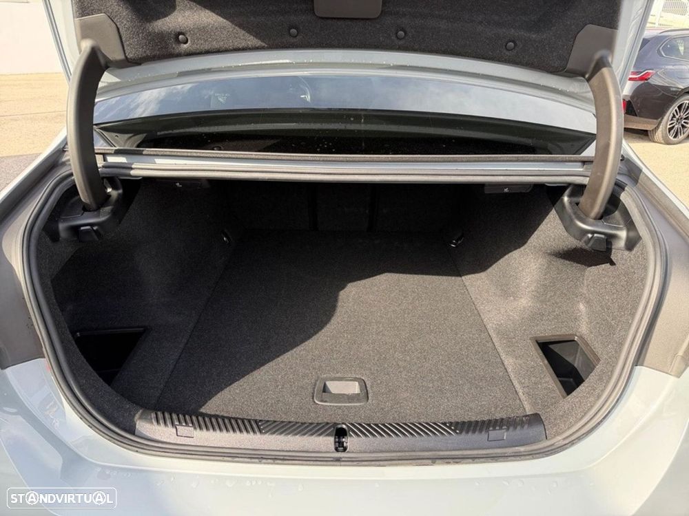 BMW i5 eDrive40 Pack Desportivo M - 18