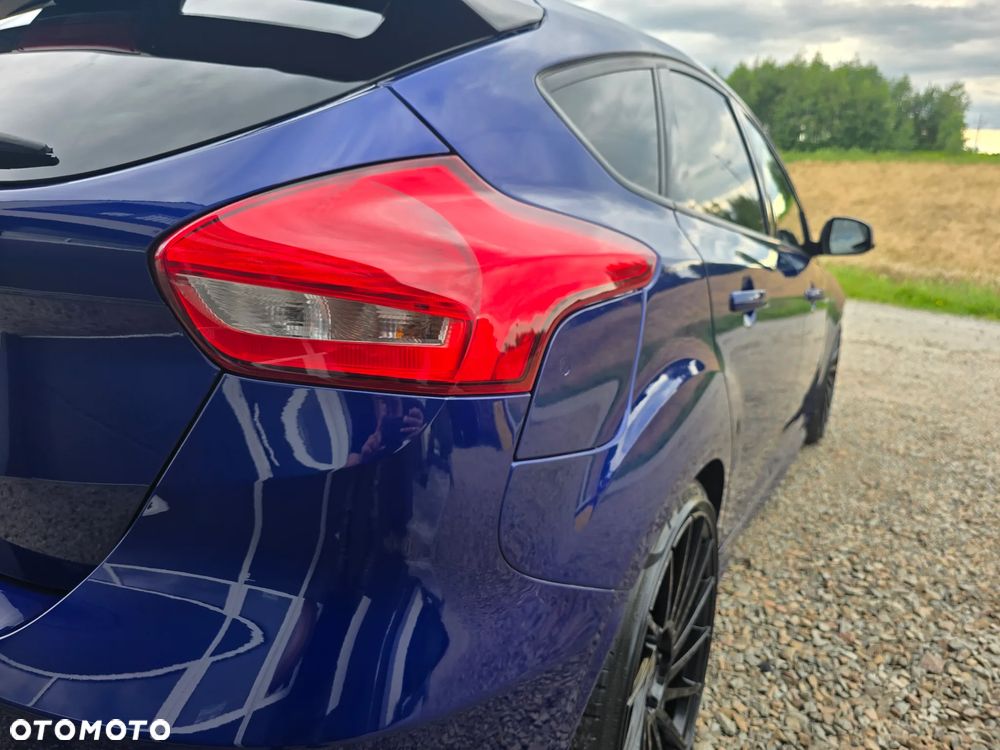 Ford Focus 2.0 EcoBoost ST mit Leder-Exclusiv-Paket - 19