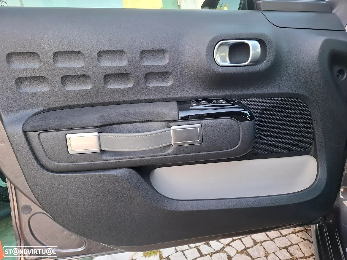 Citroën C3 1.2 PureTech C-Series - 23