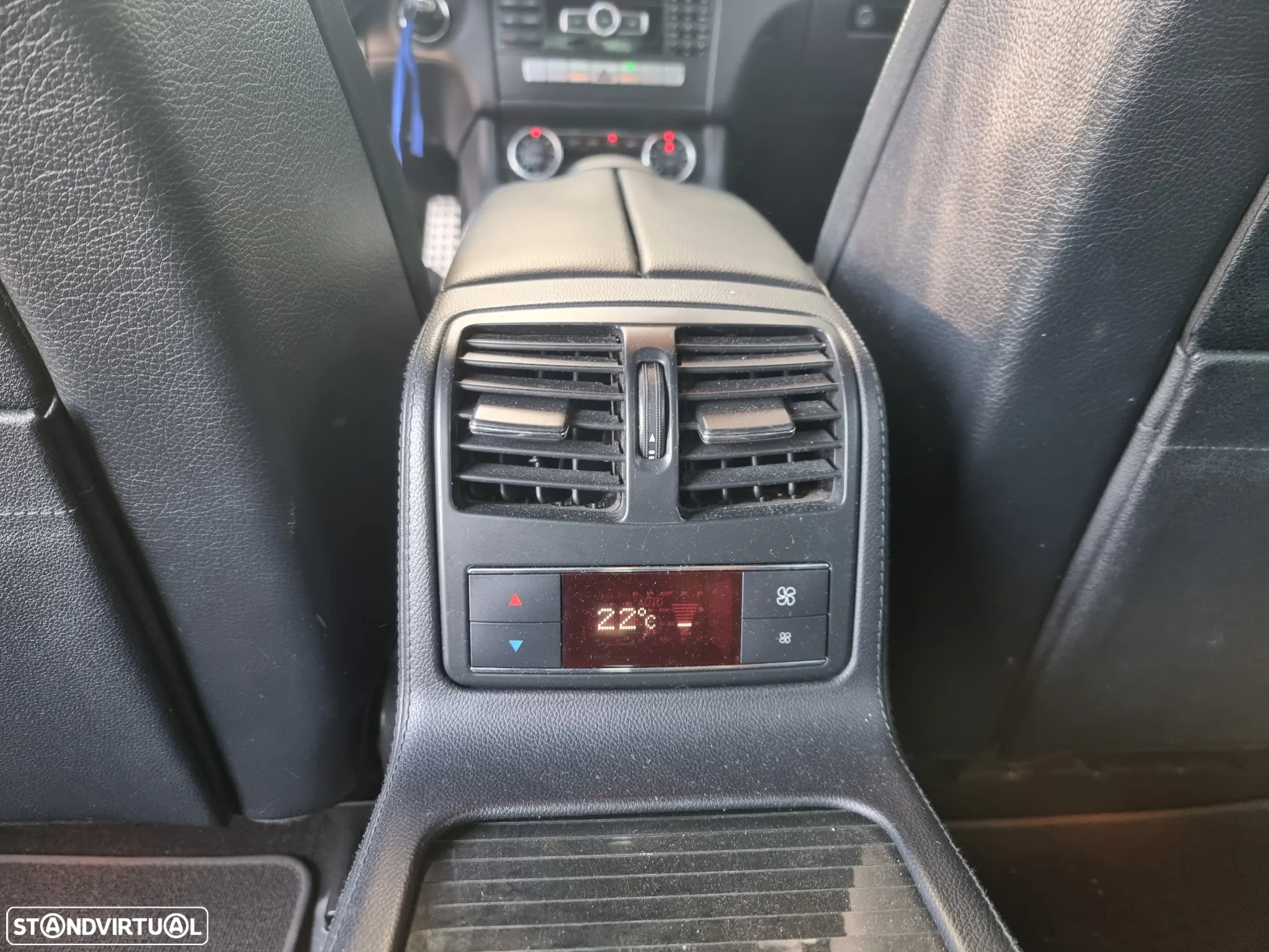 Mercedes-Benz CLS 250 CDi BlueEfficiency - 25
