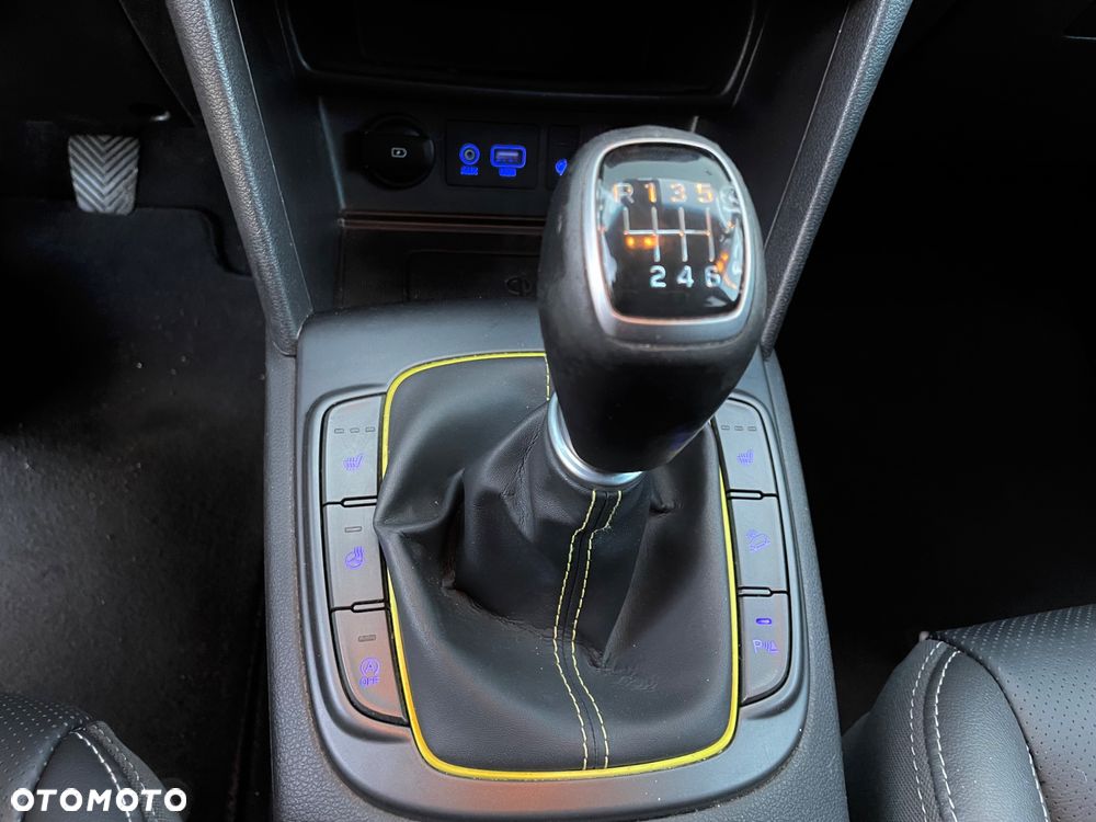 Hyundai Kona 1.0 T-GDI Premium - 25