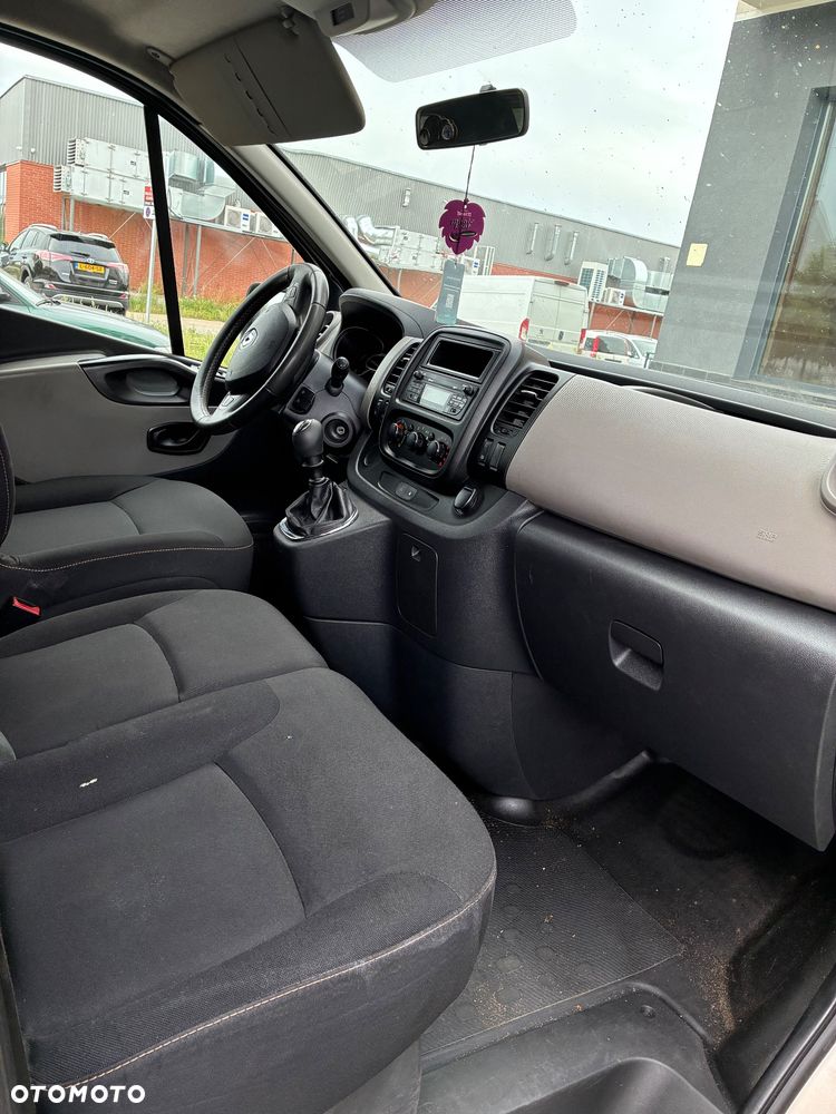 Renault Trafic 1.6 dCi - 8