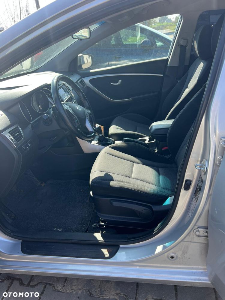 Hyundai i30 1.6 CRDi Style - 6