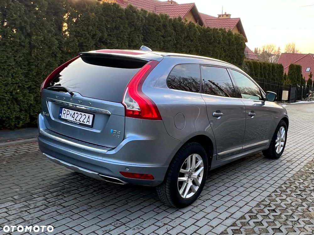 Volvo XC 60 D4 AWD Summum - 8