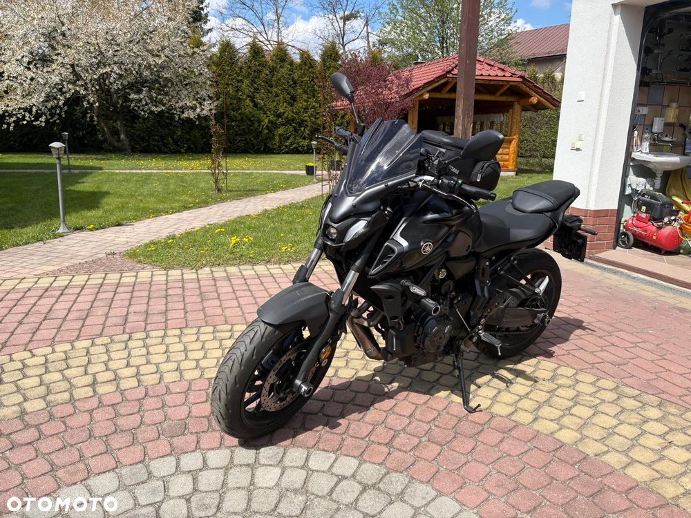 Yamaha MT - 2