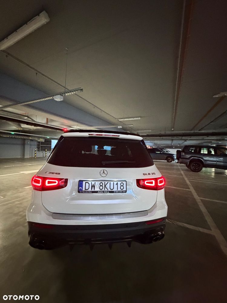 Mercedes-Benz GLB - 6