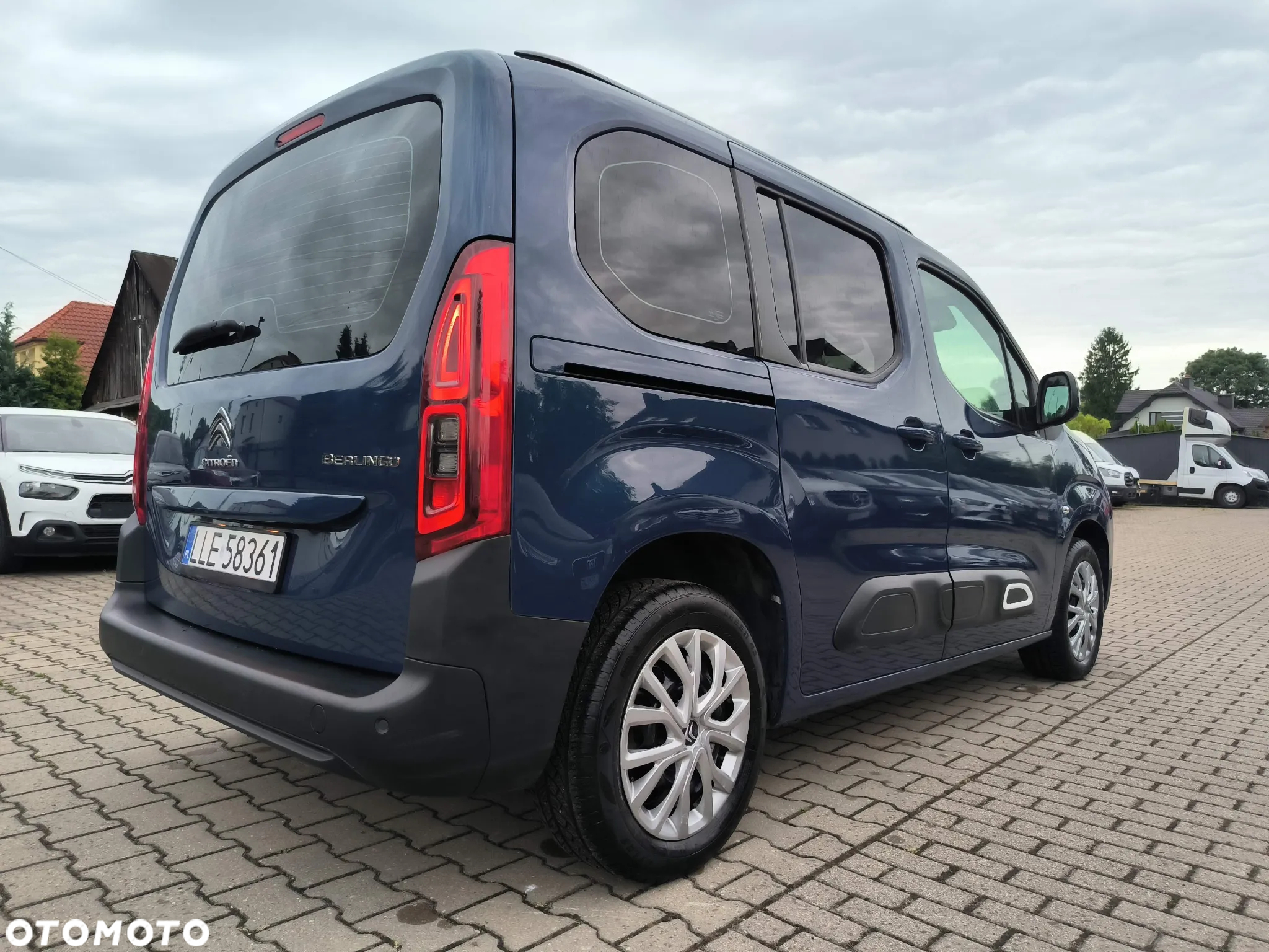 Citroën Berlingo Multispace PureTech 110 SELECTION - 9