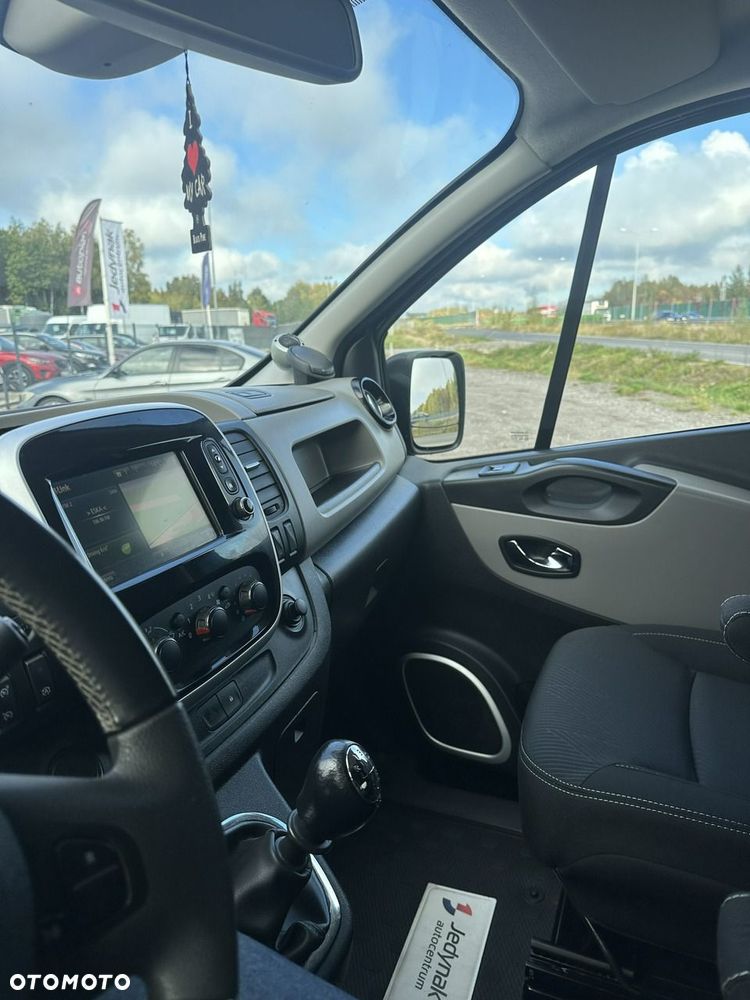 Renault Trafic - 38