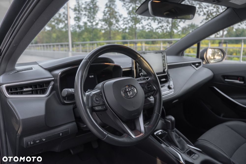 Toyota Corolla - 5