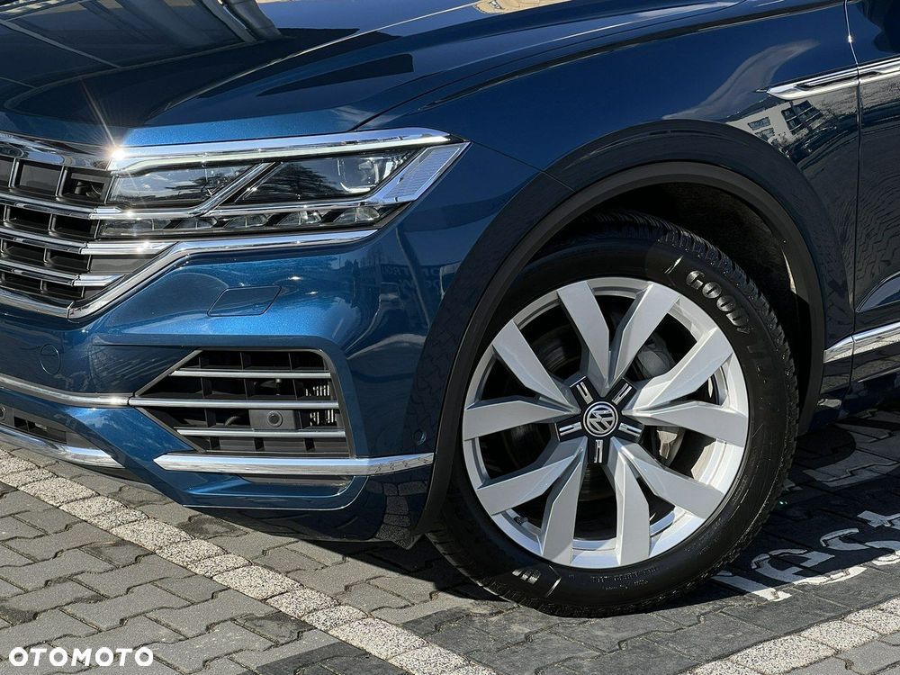 Volkswagen Touareg - 8