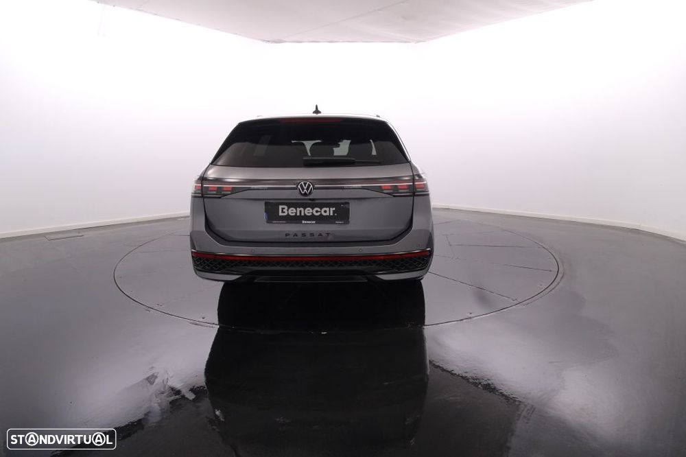 VW Passat Variant 1.5 TSI eHybrid R-Line DSG - 7