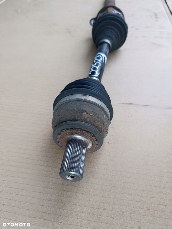 VOLVO V60 2.0 D PÓŁOŚ PRAWA PRZÓD PRZEDNIA AUTOMAT 31437520 - 1