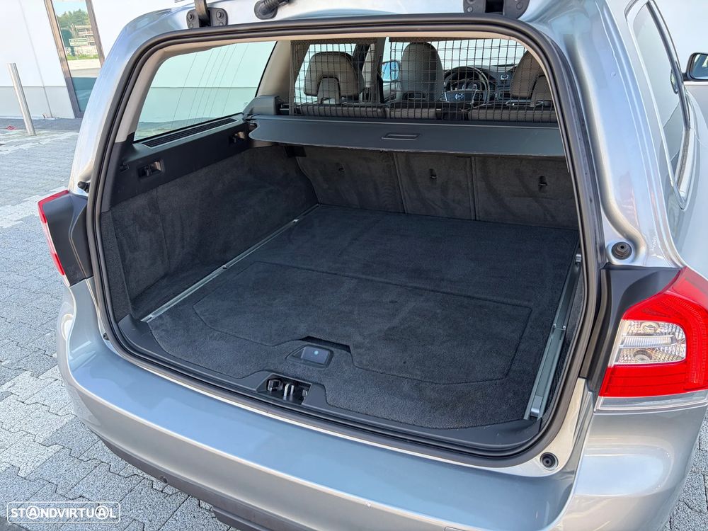 Volvo V70 1.6 D2 Momentum - 37