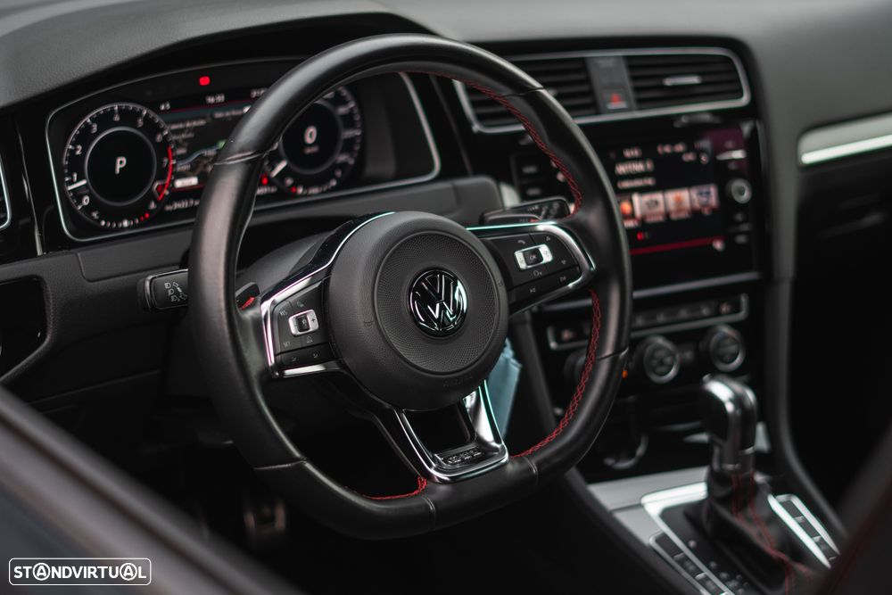 VW Golf 2.0 TSI GTI DSG Performance - 23