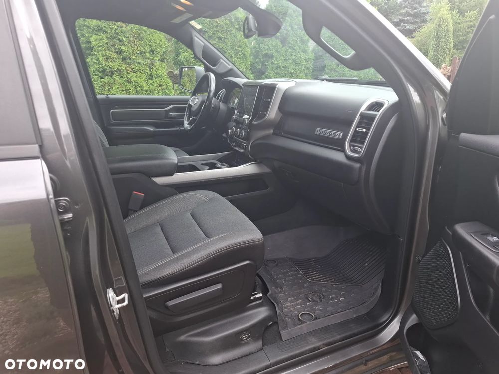 Dodge RAM 1500 5.7 4x4 - 6